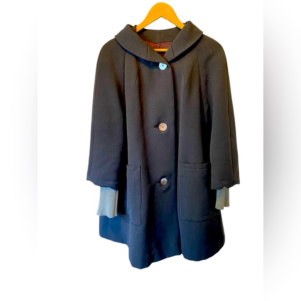 RARE 1950's A-LINE 3/4 SWEATER SLEEVE SWING COAT SATIN WOOL LINING PEARL BUTTONS